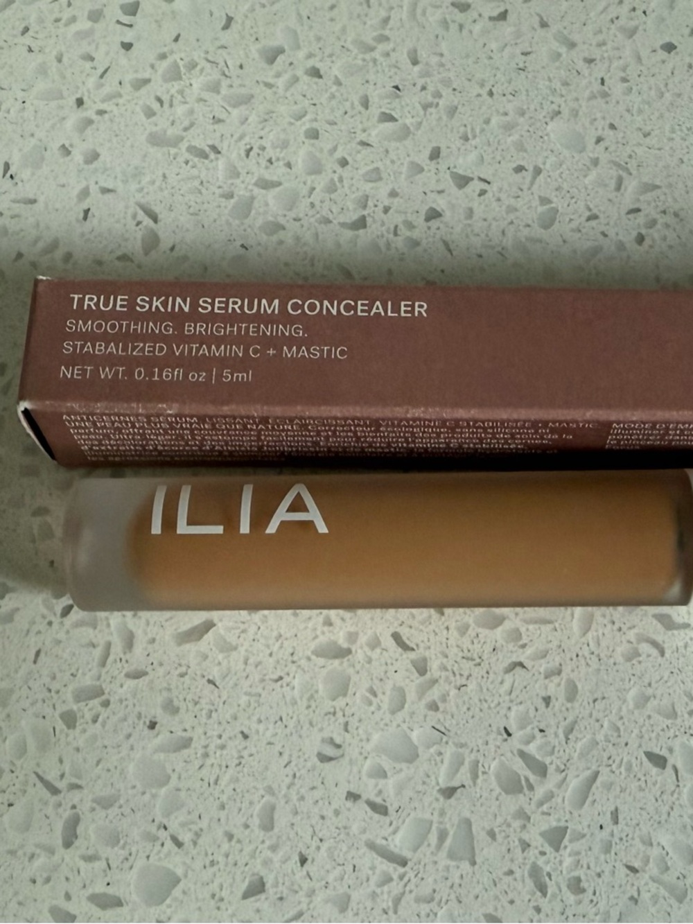 ILIA Concealer Stick in Nutmeg